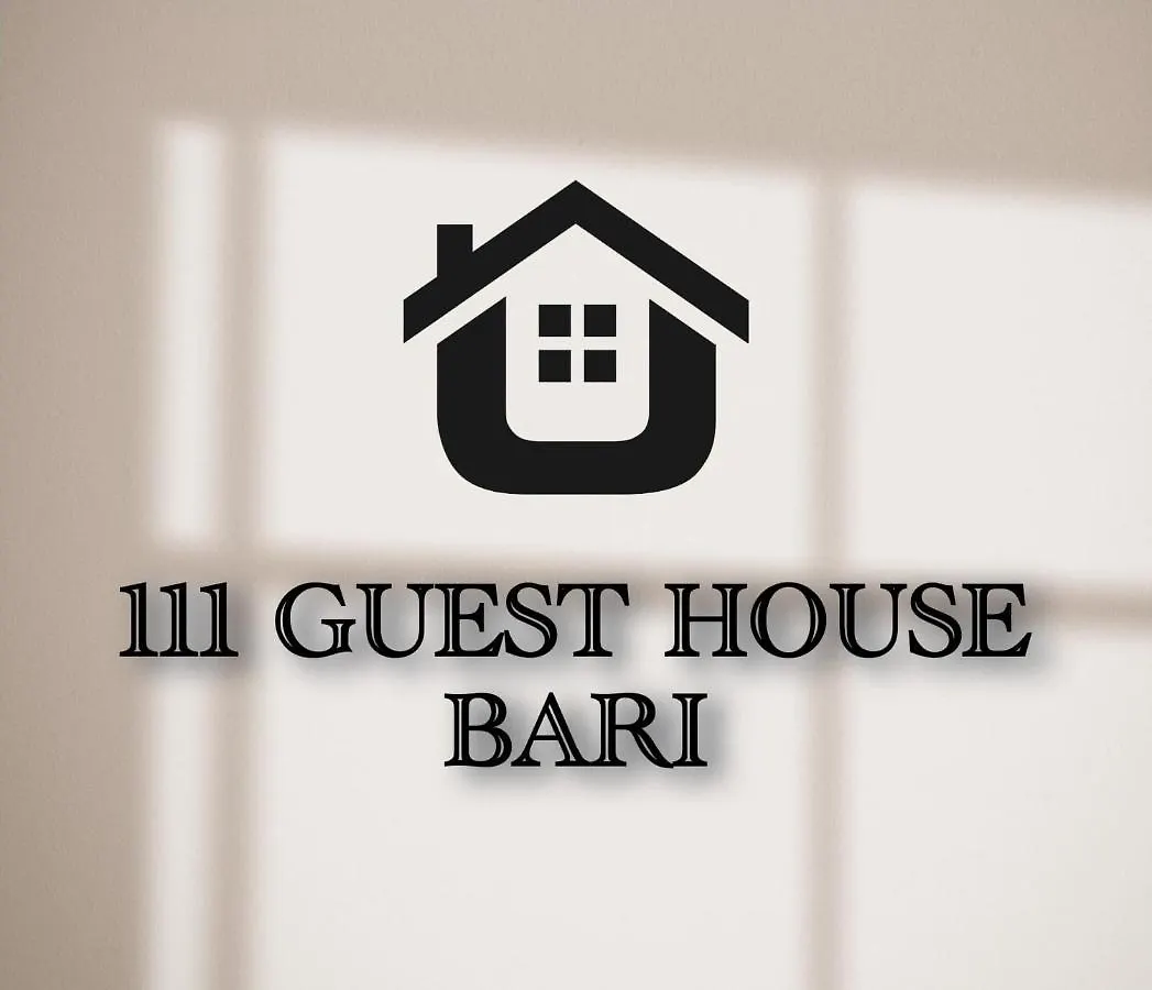 111 Guest House Bari 0*,  Italia